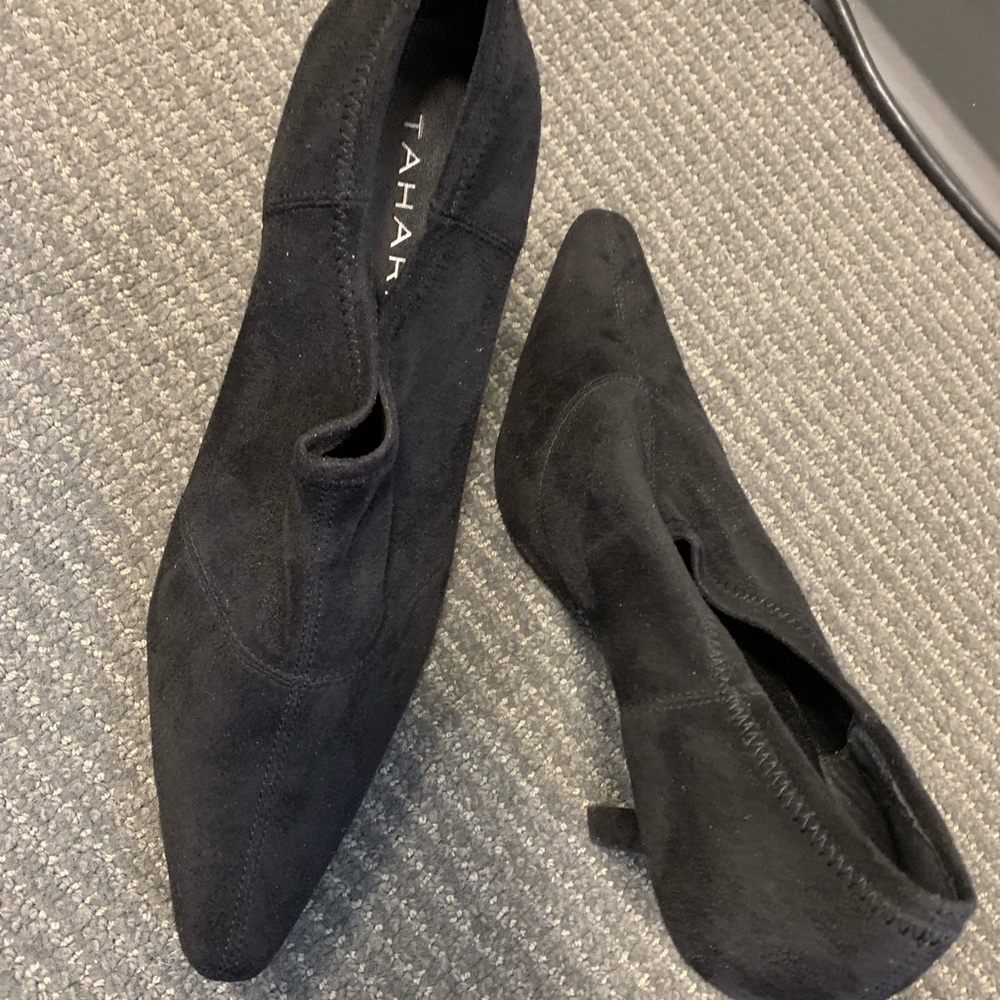 Tahri suede booties
